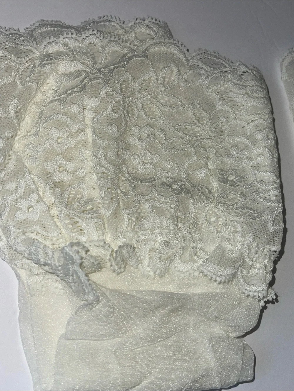 NWOT 3 Pair Cream Off White Lace Top Thigh Hi Stockings